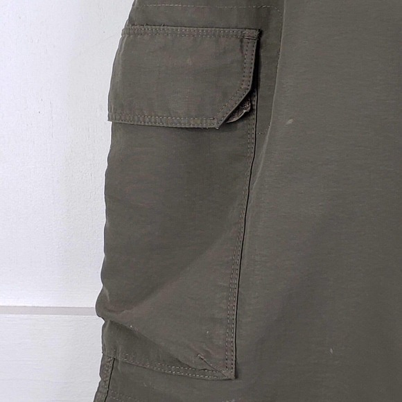 The North Face Mens Size 40 Cargo Shorts Solid Green Pockets Zip Fly Belt Loop - Picture 5 of 13